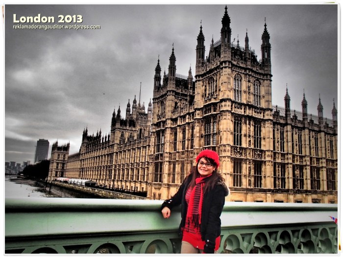 Houses of Parliament at my back..  --click on image for a full view.. :)
